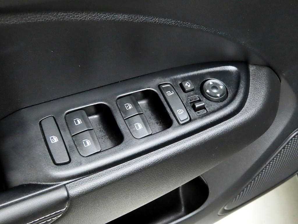 HYUNDAI Venue - Vista 12