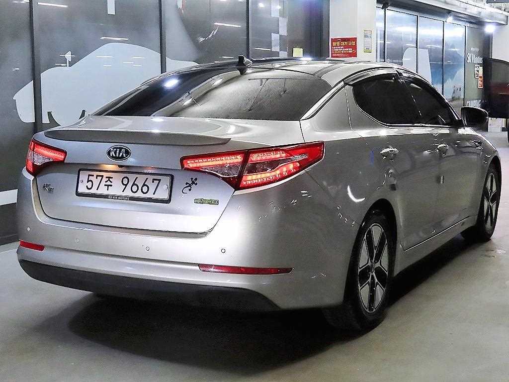 KIA K5 - Vista 4
