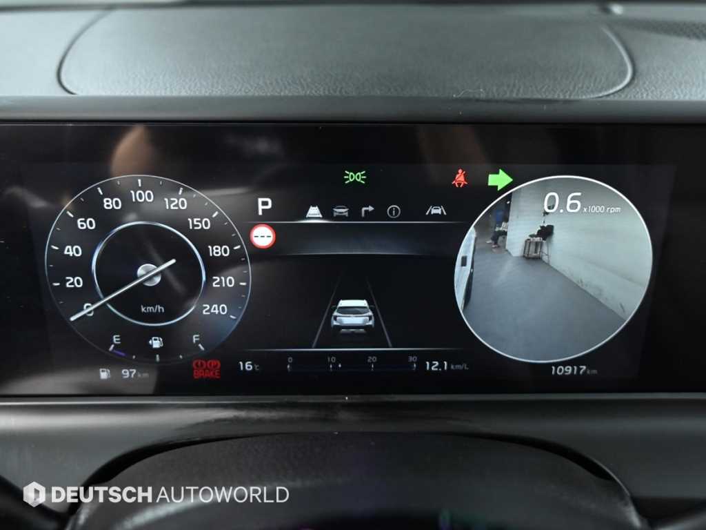 KIA Seltos - Vista 8