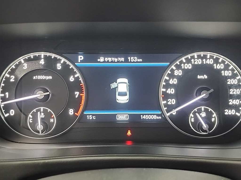 Genesis EQ900 - Vista 6