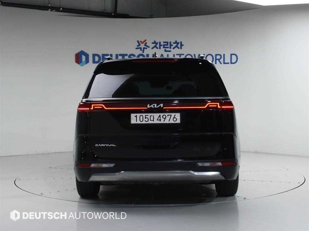 KIA Carnival - Vista 4