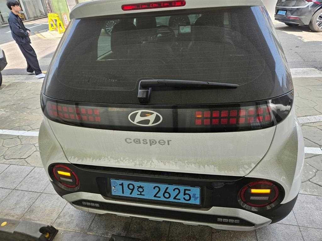 HYUNDAI Casper - Vista 4