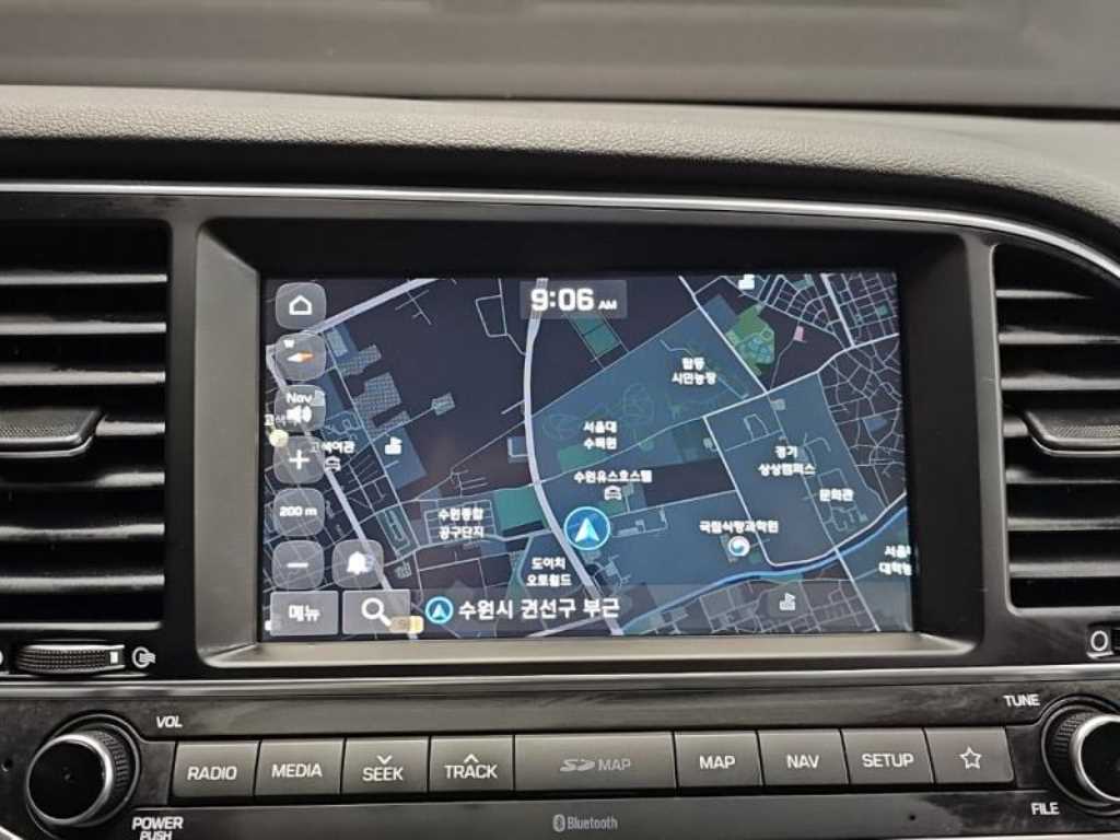 HYUNDAI Avante - Vista 8