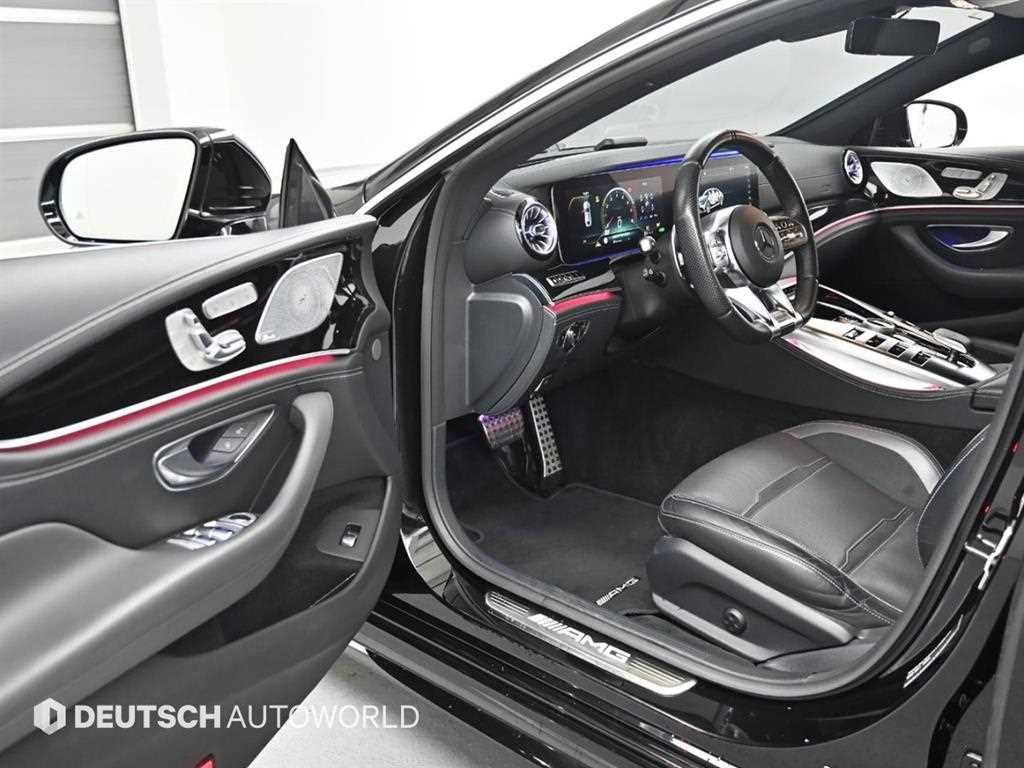 Mercedes Benz AMG GT - Vista 10