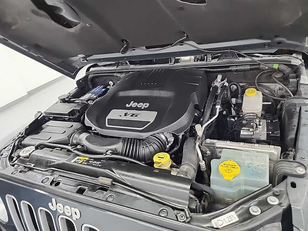 Jeep Wrangler - Vista 5