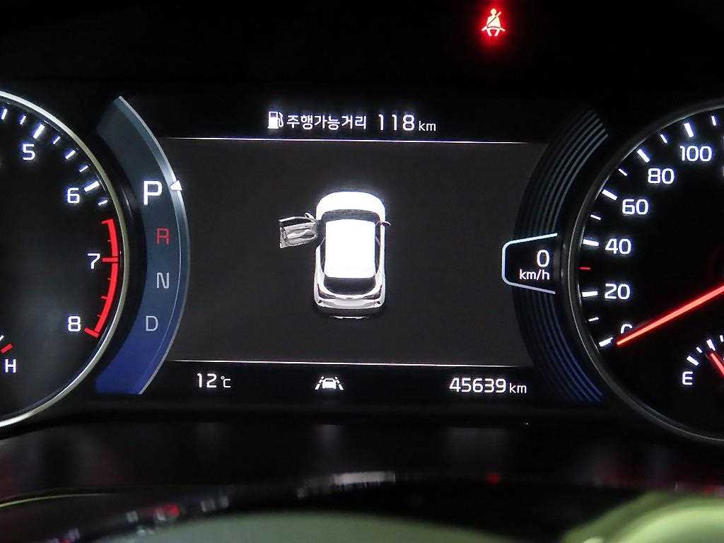 KIA Seltos - Vista 9