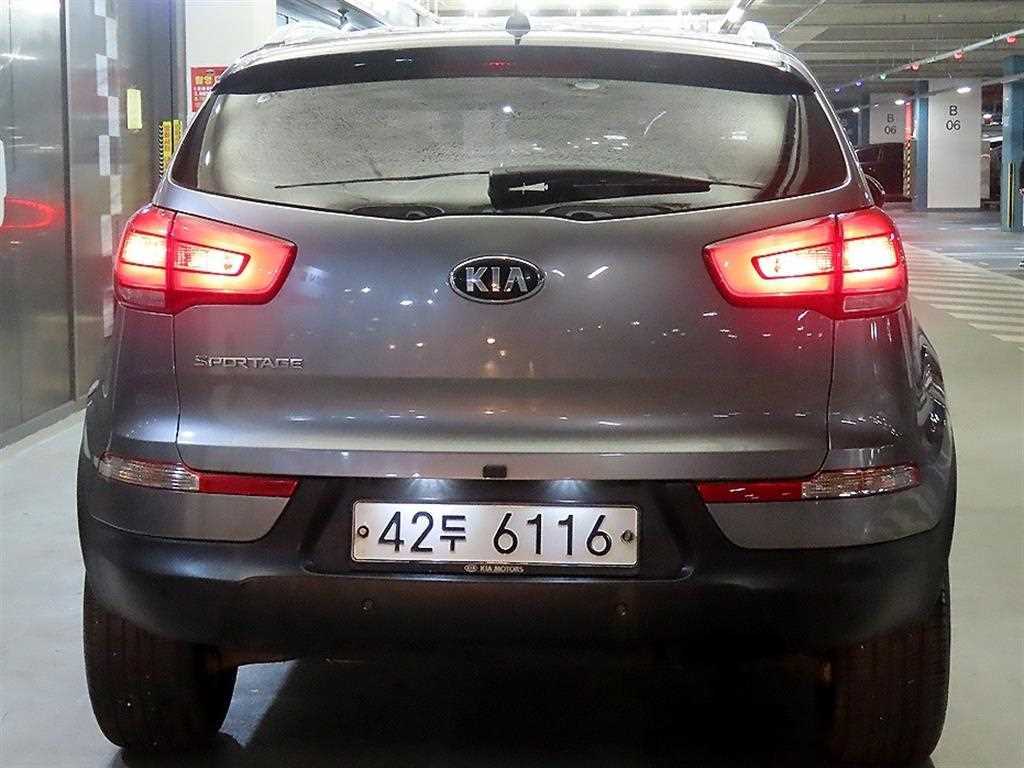 KIA Sportage - Vista 5