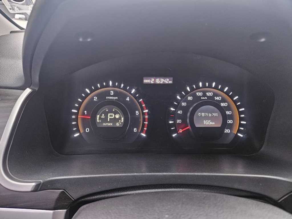 Ssangyong Korando - Vista 6