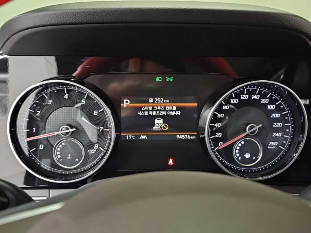 HYUNDAI Grandeur - Vista 7