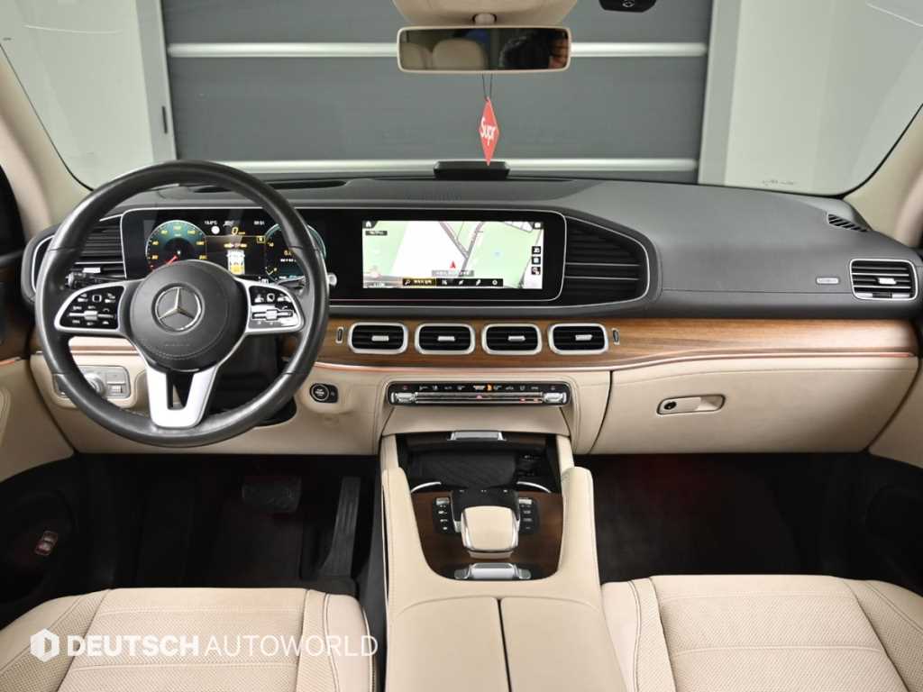 Mercedes Benz GLE Class - Vista 7