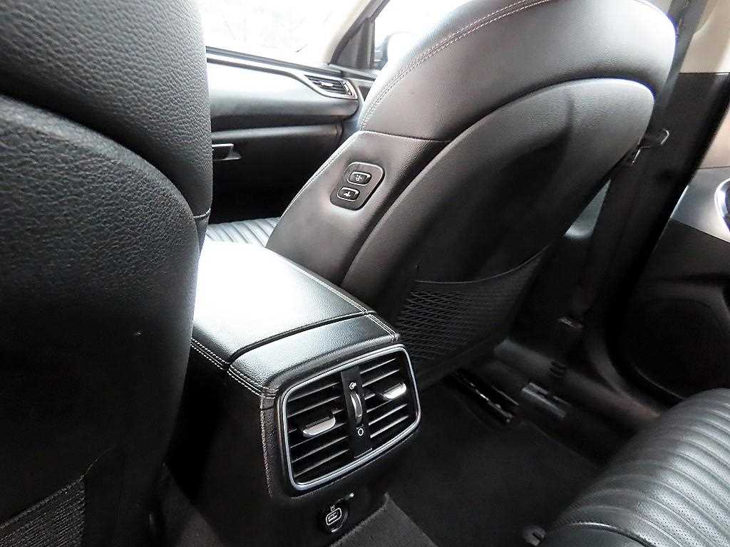 Genesis G70 2018 Negro - Importación desde Corea - HF Imports Iquique - Foto 17