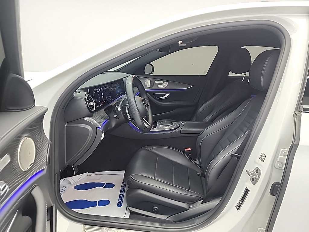 Mercedes Benz E class - Vista 11