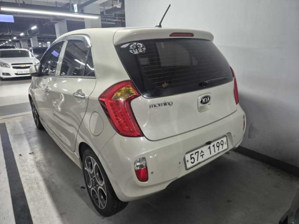 KIA Morning - Vista 3