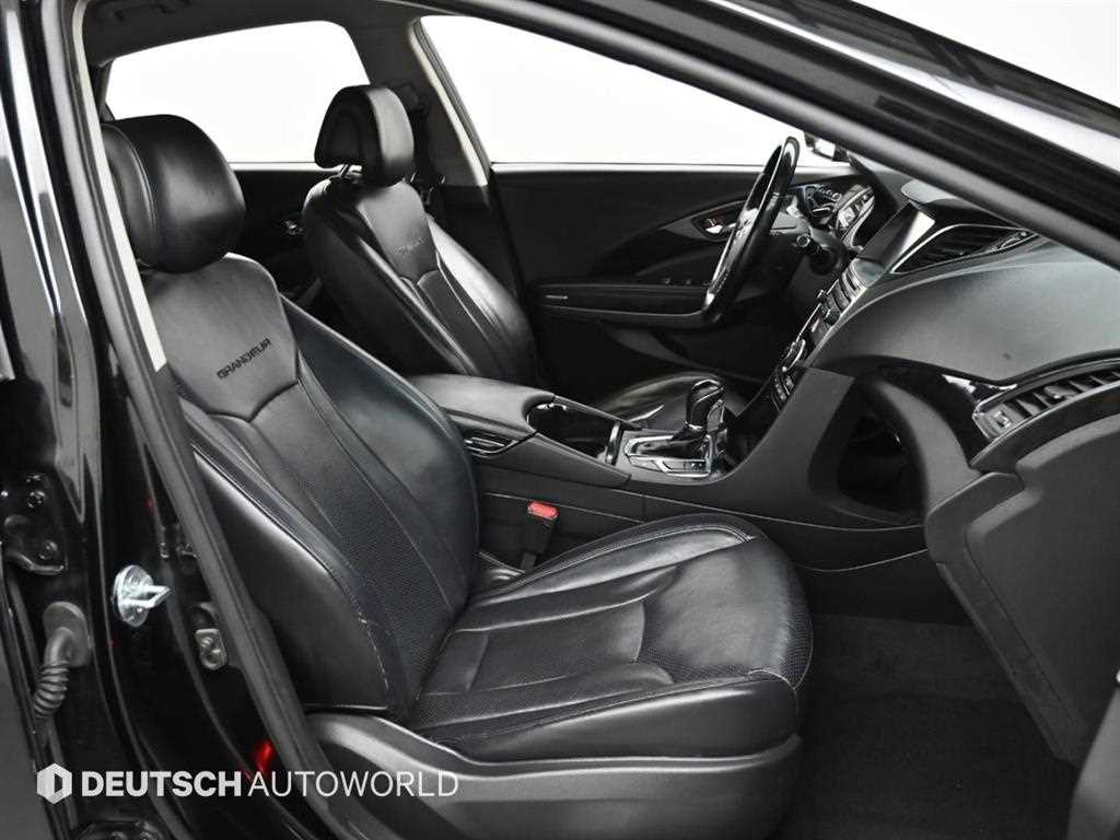 HYUNDAI Grandeur - Vista 10