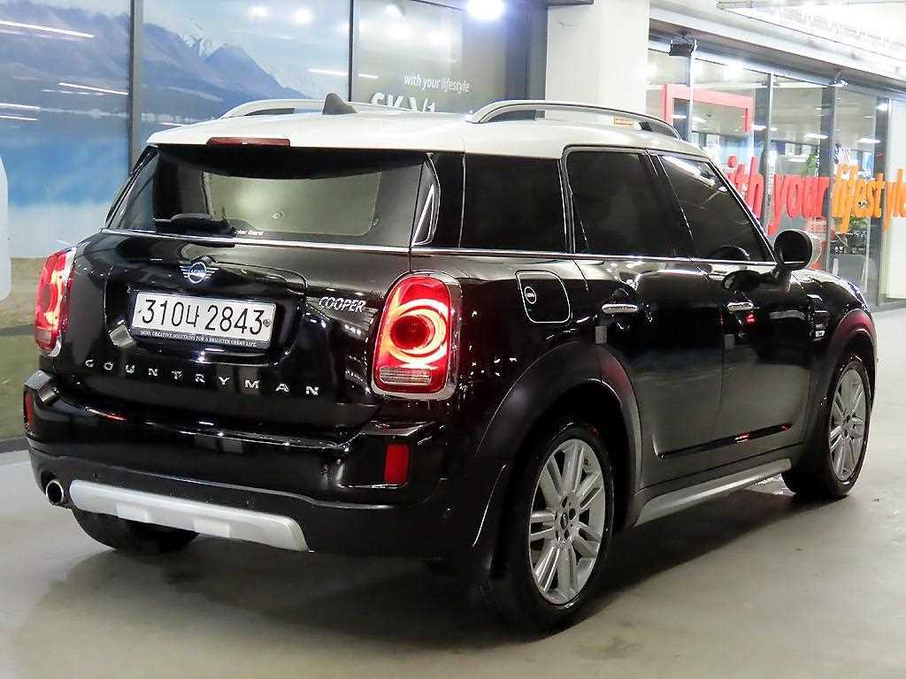 Mini Countryman - Vista 4