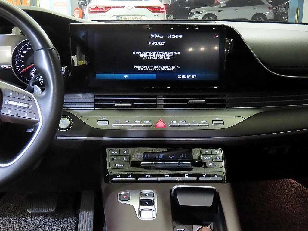 HYUNDAI Grandeur - Vista 11
