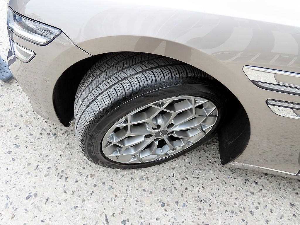 Genesis G80 2021 Gris - Importación desde Corea - HF Imports Iquique - Foto 20