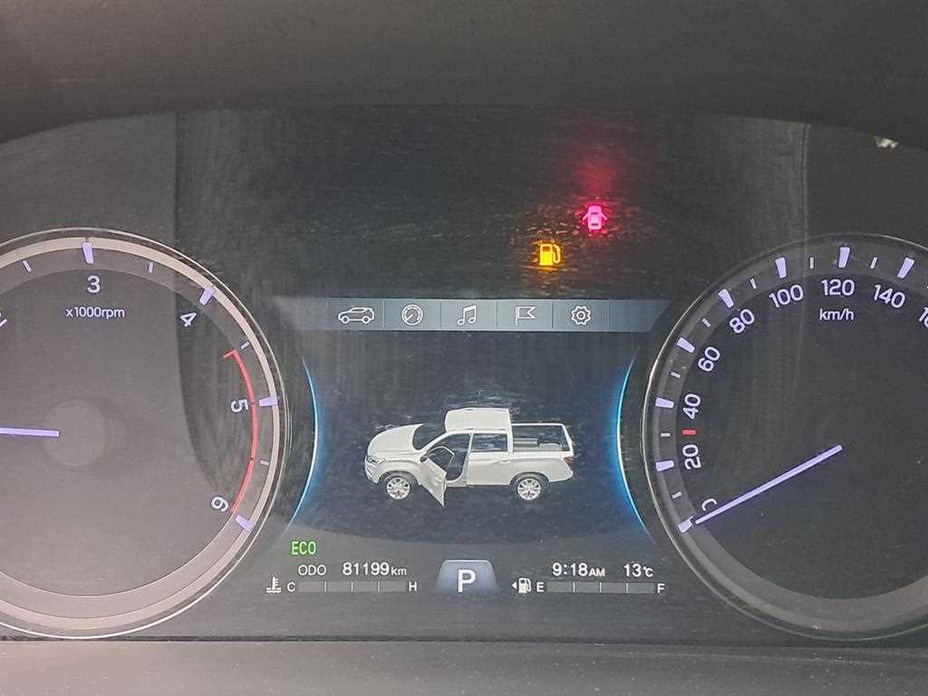 Ssangyong Rexton - Vista 8