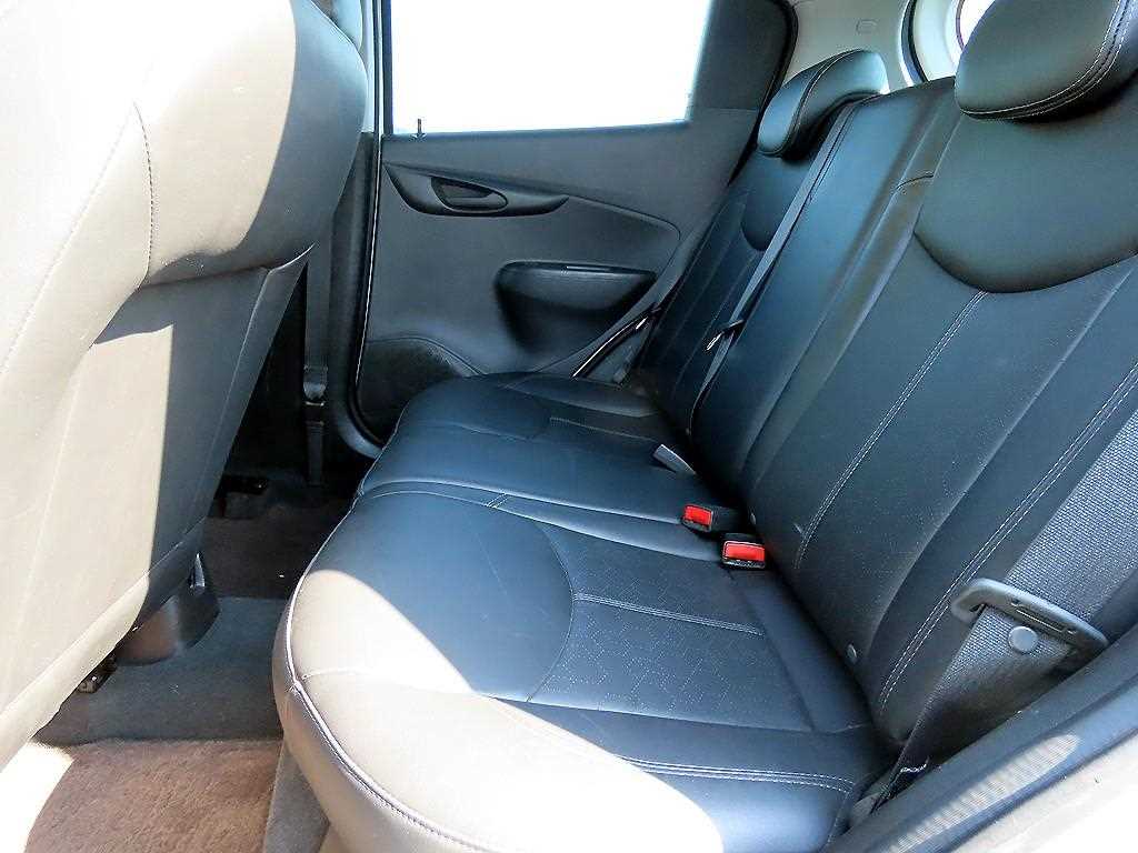 Chevrolet Spark - Vista 6