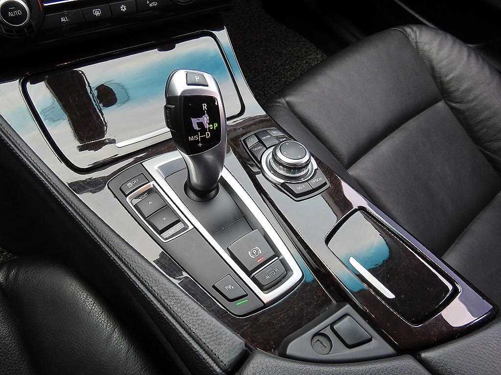 BMW 5 Series - Vista 11