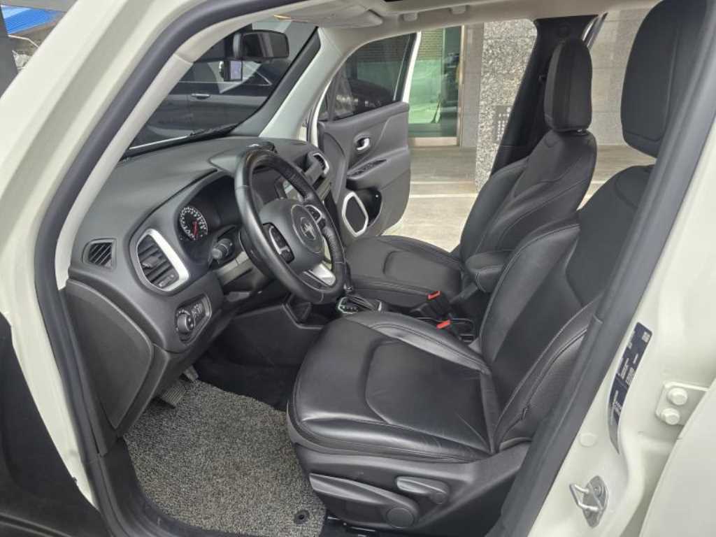 Jeep Renegade - Vista 11