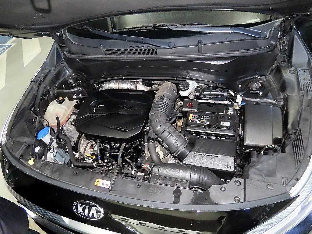 KIA Seltos 2022 Negro - Importación desde Corea - HF Imports Iquique - Foto 19