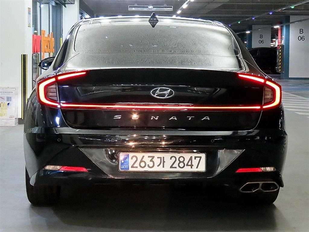 HYUNDAI Sonata - Vista 5