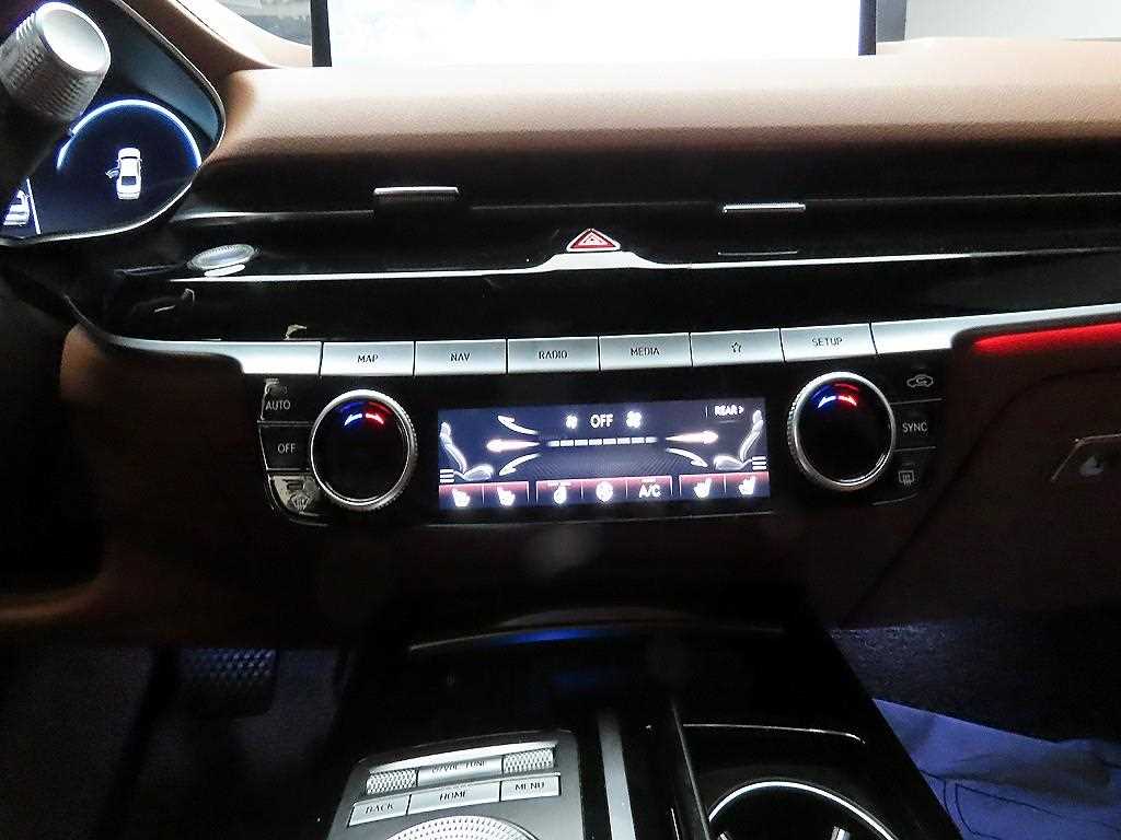 Genesis G80 2022 Blanco - Importación desde Corea - HF Imports Iquique - Foto 16