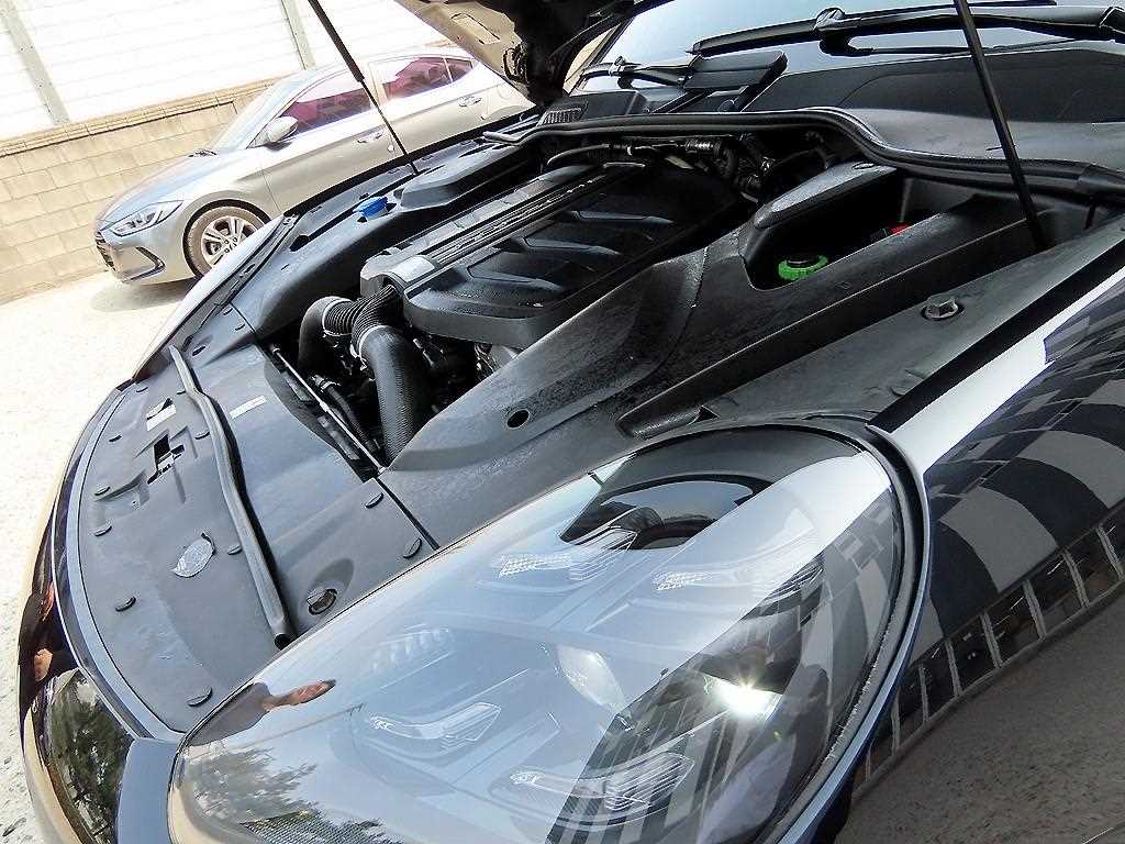 Porsche Cayenne 2016 Negro - Importación desde Corea - HF Imports Iquique - Foto 19