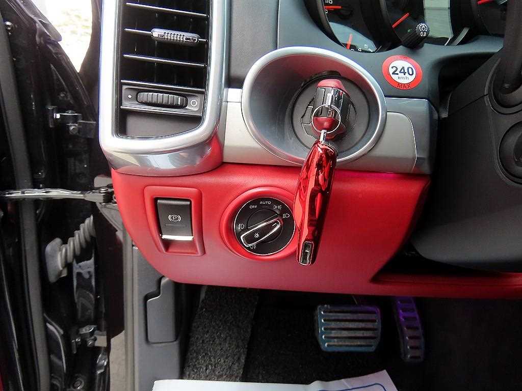 Porsche Cayenne - Vista 12