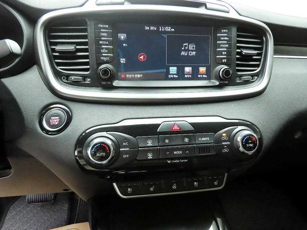 KIA Sorento - Vista 9