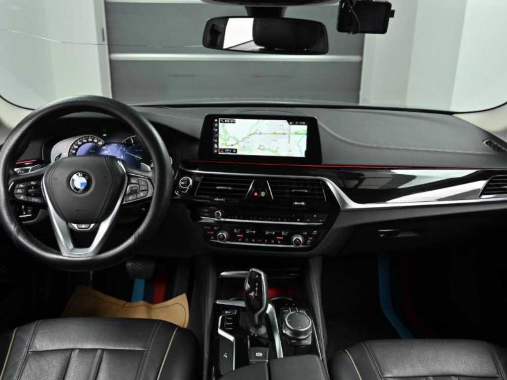 BMW 5 Series - Vista 7