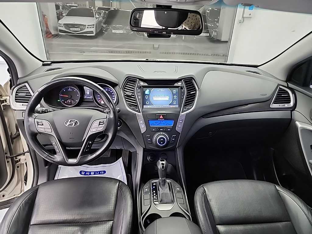 HYUNDAI Santa Fe - Vista 7