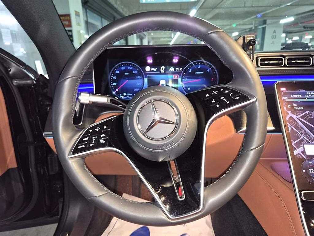 Mercedes Benz S Class - Vista 8