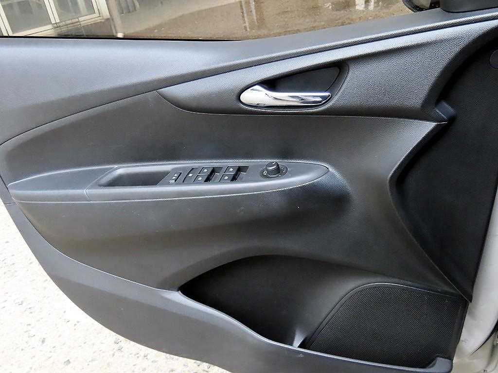 Chevrolet Spark - Vista 11