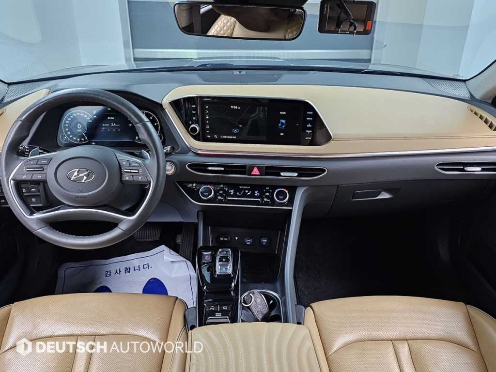 HYUNDAI Sonata - Vista 7