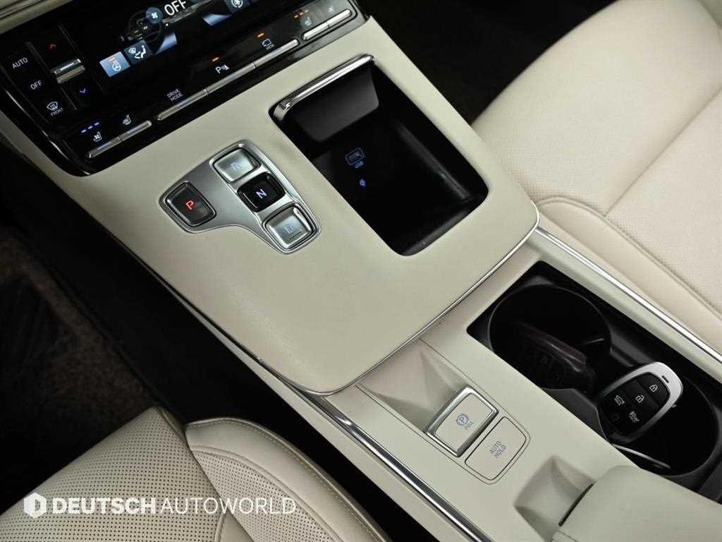 HYUNDAI Grandeur - Vista 9