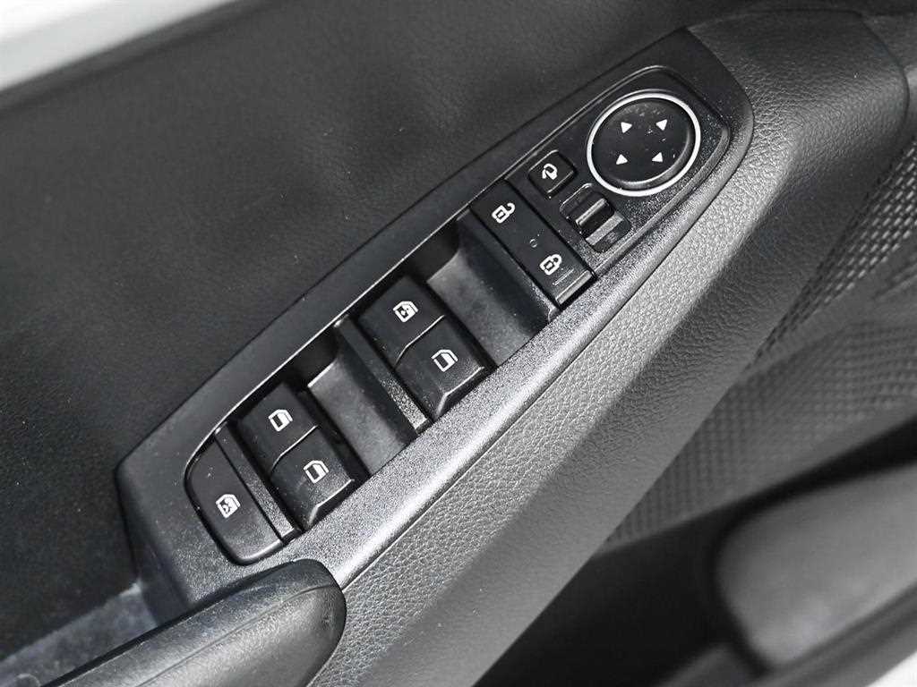 KIA Seltos - Vista 9