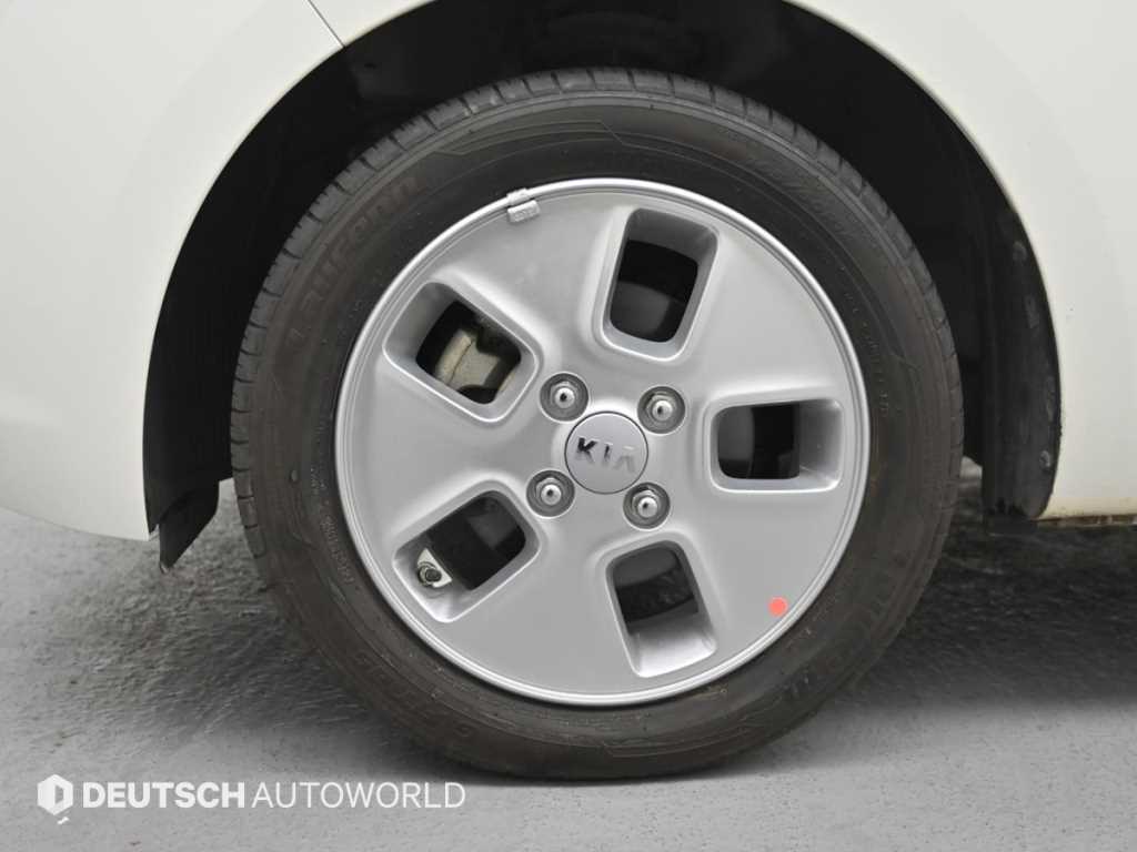 KIA Ray - Vista 5