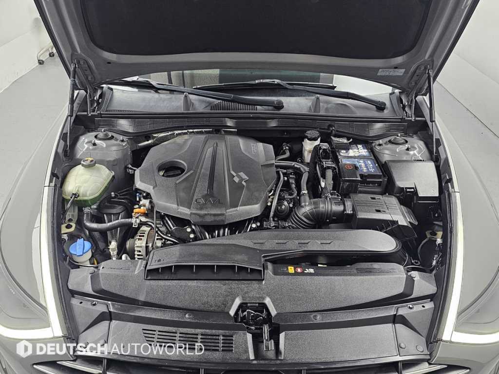 HYUNDAI Sonata - Vista 6