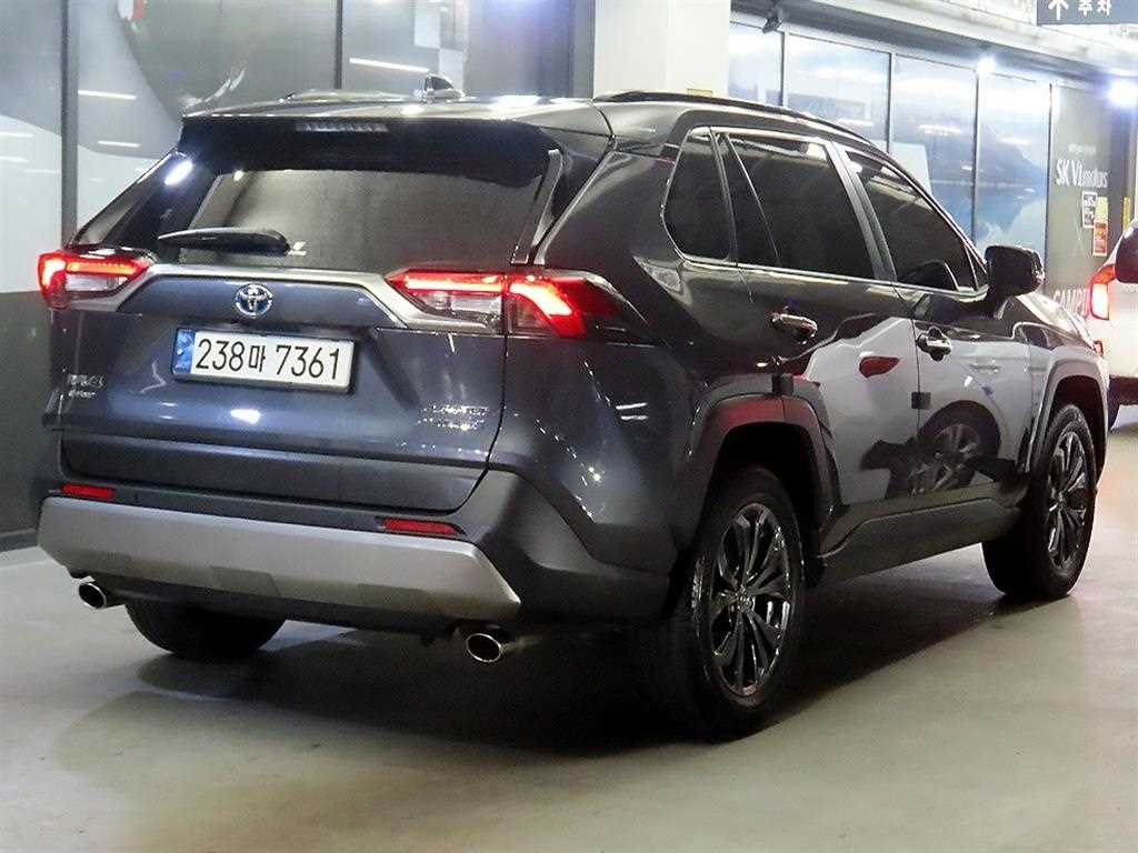 Toyota RAV4 - Vista 4