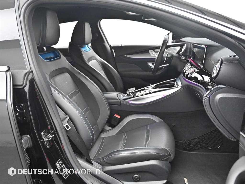 Mercedes Benz AMG GT - Vista 9