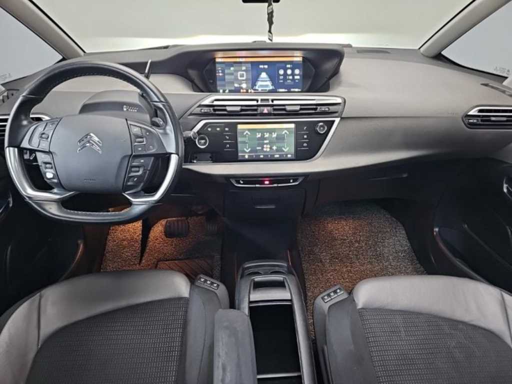 Citroen C4 - Vista 5