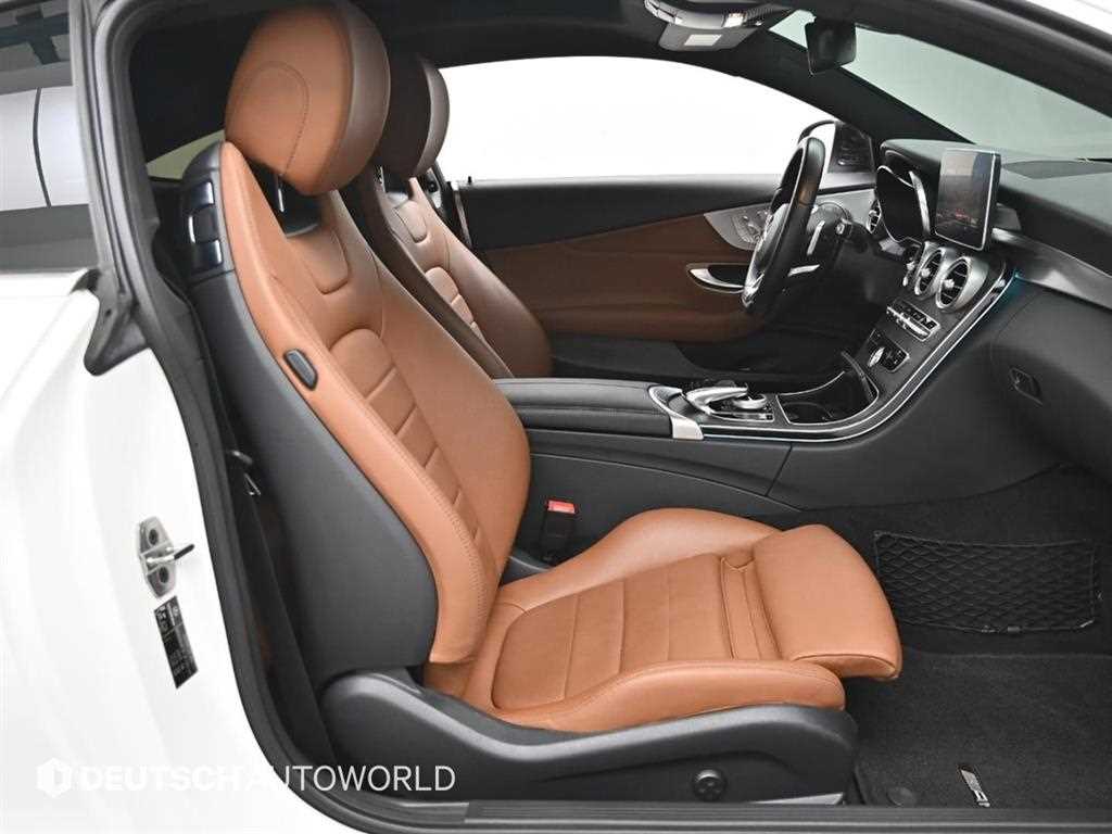 Mercedes Benz C Class - Vista 11