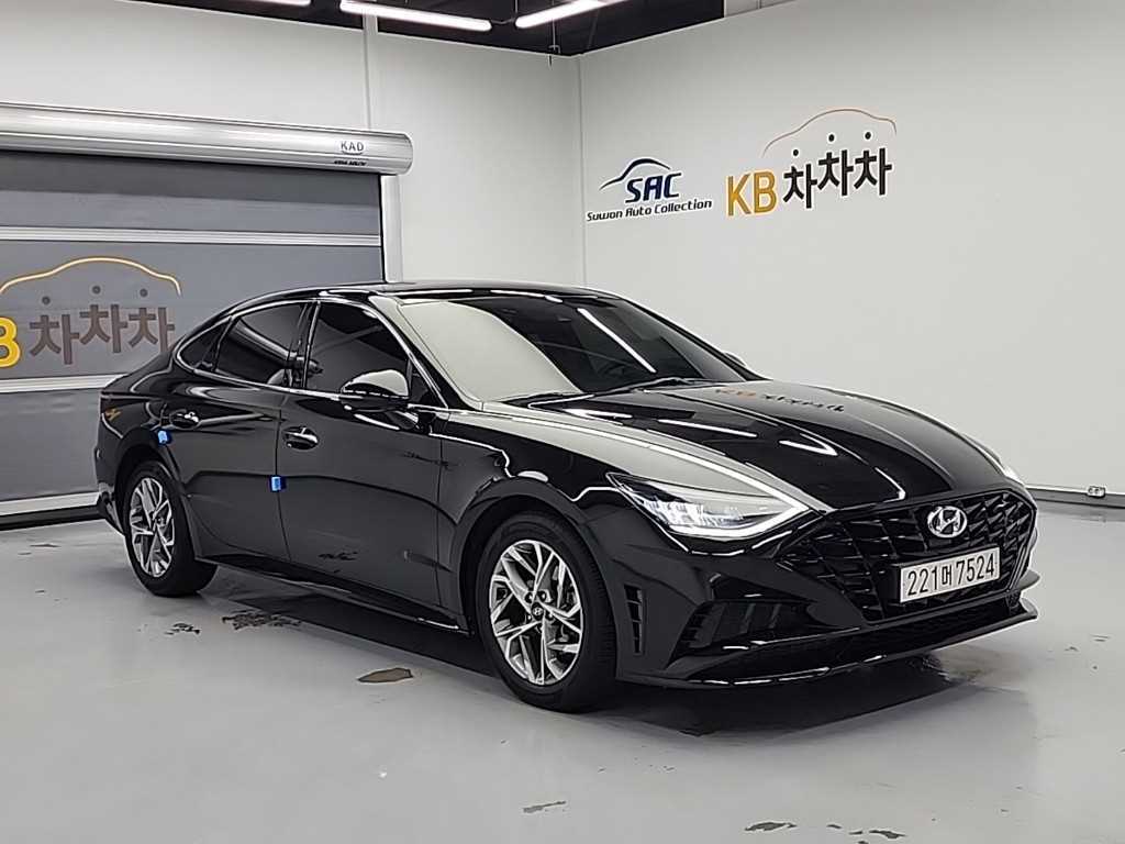 HYUNDAI Sonata - Vista 4