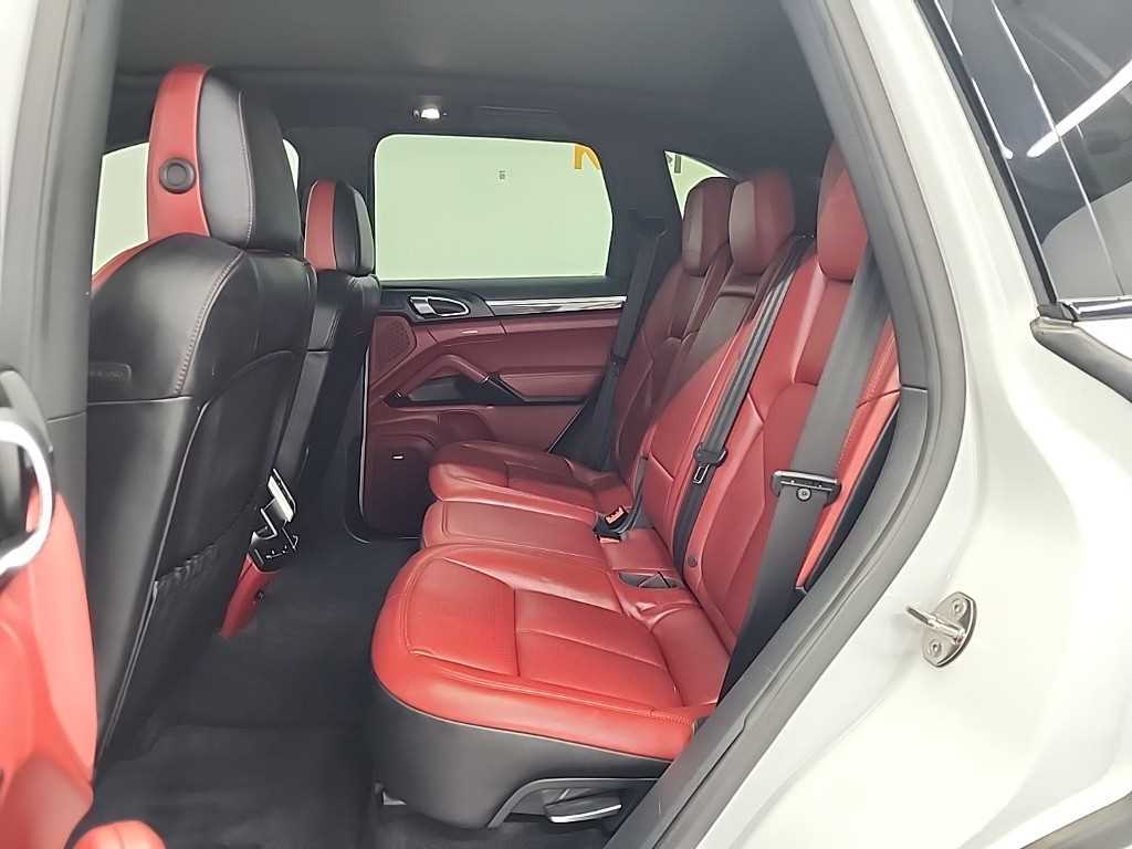 Porsche Cayenne - Vista 12