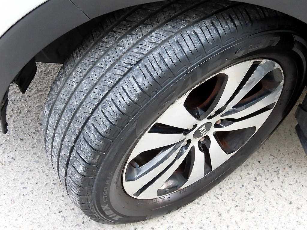 KIA Sportage 2011 Plateado - Importación desde Corea - HF Imports Iquique - Foto 20