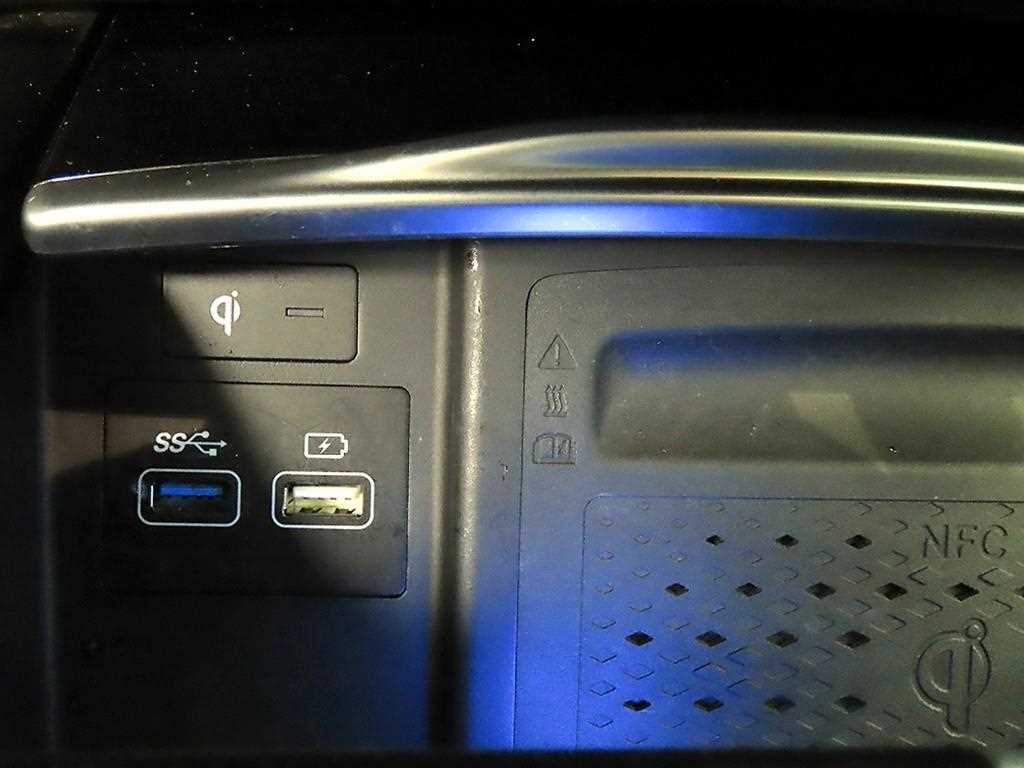 Genesis G80 - Vista 12