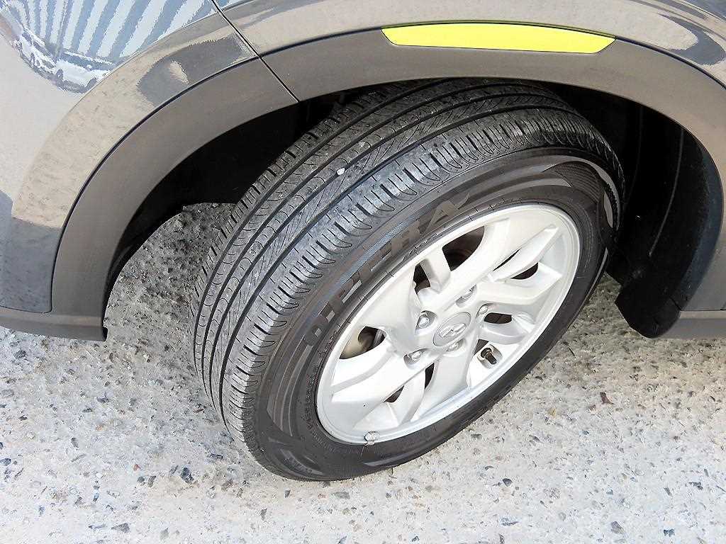 HYUNDAI Venue 2020 Gris - Importación desde Corea - HF Imports Iquique - Foto 18