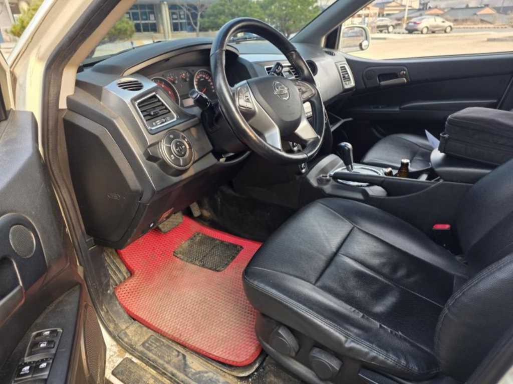 Ssangyong Korando - Vista 6